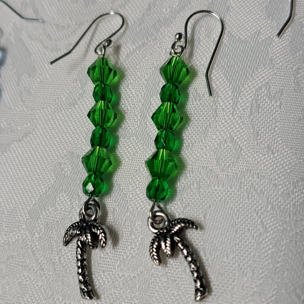 Sterling Silver Pierced Palm Tree  Earrings!
